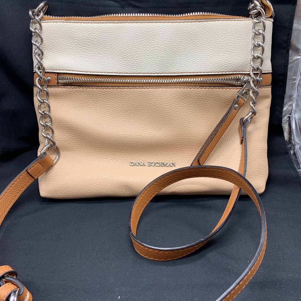 Dana Buchman cross body purse.